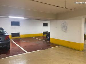 Grande place parking sous terrain