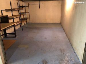 Garage à louer