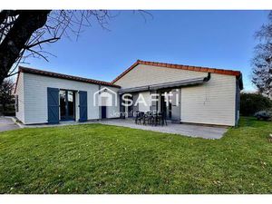 Vente maison 8 pièces 165 m² La Chapelle-Saint-Laurent (79430)