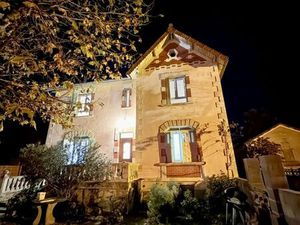 Vente maison 8 pièces 160 m² Violès (84150)