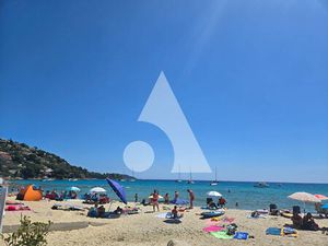 Vente immeuble 163 m² Le Lavandou (83980)