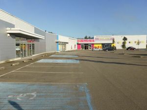 Location commerce 550 m² à Monéteau (89470)