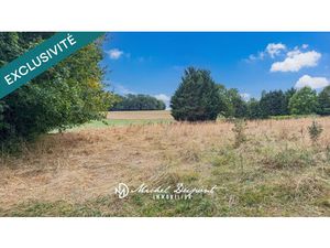 Vente terrain 2332 m² à Fleurac (24580)  32 000 €