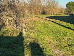 Vente terrain 586 m² à Lavaur (81500)  65 000 €