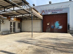 LOCAL D'ACTIVITE A VENDRE - LA NORVILLE