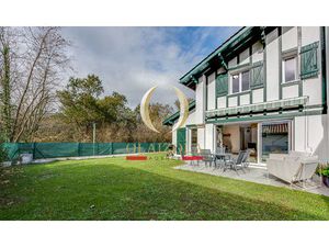 Saint-Pée-sur-Nivelle - Maison T4 avec garage  jardin et vue Rhune.