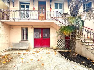 Maison de rue à Valence avec jardin