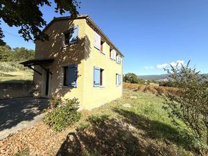 Maison en campagne de Saint Saturnin Les Apt