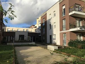 Studio 1 pièce 37 m²