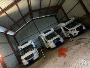 Parking abriter pour camping car ou voiture