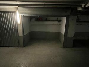 Box moto sous-sol sécurisé