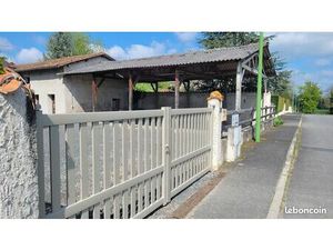 Emplacement camping car  caravanes