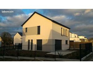 Grande maison sainte luce sur loire