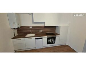 Location maison meublée 55 m² Saint Etienne du Rouvray