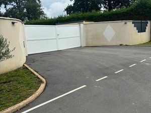 Loue un emplacement pour caravane