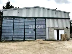 Vente locaux professionnels 1 pièce 265 m² à Bréviandes (10450)  83 000 €