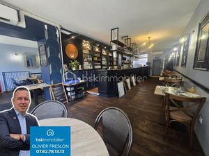 Vente locaux professionnels à La Charité-sur-Loire (58400)  270 000 €