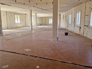 Vente locaux professionnels 1 pièce 210 m² à Furiani (20600)  239 000 €