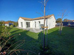 Location Maison à Talmont-Saint-Hilaire (85440) : à louer / 92m² Talmont-Saint-Hilaire