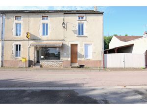 Ancienne boulangerie au coeur de l'Aisy-sur-Armançon 