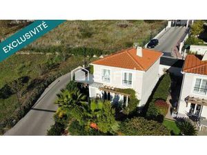 La Roquette-S/S : Villa individuelle  domaine avec piscine