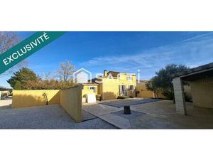 Maison 5 pièces  terrain 1000 m2 avec piscine