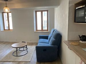 Location meublée appartement 2 pièces 43 m² à Vence (06140)  950 €
