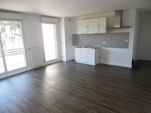 Location appartement 4 pièces 77.84 m² à Clermont-Ferrand (63000)  1 045 €