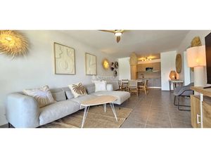 Location appartement 3 pièces 90 m² à Saint-Martin (97150)  3 000 €