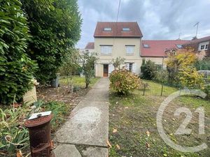 Maison à vendre - 5 pièces - 85 43 m2 - Trappes - 78 - ILE-DE-FRANCE