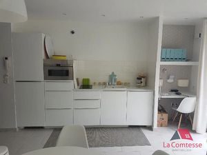 Location meublée appartement 2 pièces 35.8 m² à Aix-en-Provence (13090)  809 €