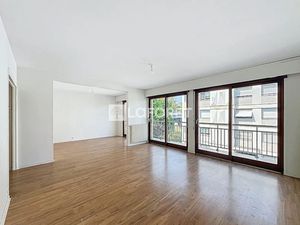 Location appartement 5 pièces 100 m² à Le Pecq (78230)  1 750 €
