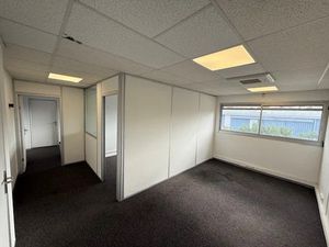 Location locaux professionnels 49 m² à Aix-en-Provence (13090)  674 €