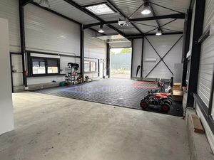 Location locaux professionnels 152.8 m² à Beinheim (67930)  1 600 €