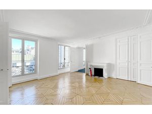 Location locaux professionnels 130 m² à Paris 2ème (75002)  6 230 €