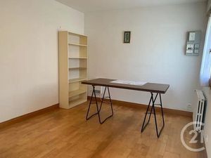 Location locaux professionnels à Ploemeur (56270)  4 200 €