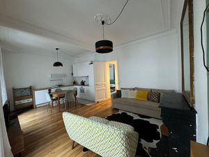 2 PIECES AVEC BALCON