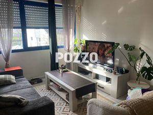 STUDIO AVEC TERRASSE ET PARKING - GRANVILLE - 39.96 M²