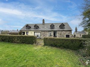 PROCHE VIRE ET SAINT POIS  Maison en pierre à vendre 7 pièces- LINGEARD (50) NORMANDIE