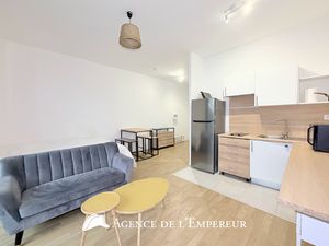 Studio meublé avec terrasse et jardin à Rueil-Malmaison