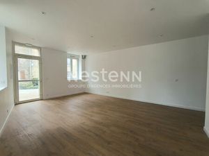 LOCAL COMMERCIAL A LOUER - BOURG D'ELVEN - 51.55 m2