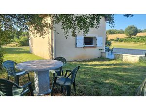 Maison T2bis sur 3000m2 de terrain