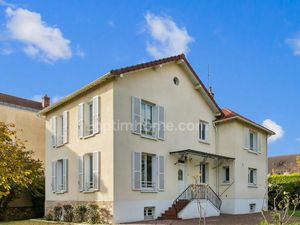 Élégante maison de 206 m² sur 600 m² de terrain – À deux pas du lac d’Enghien