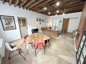 Maison de 179 27 m² à Bersee
