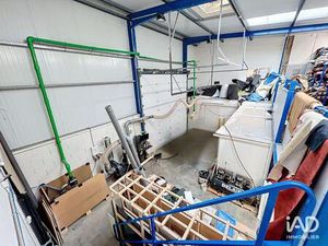 Location Local d'activités 330 m²