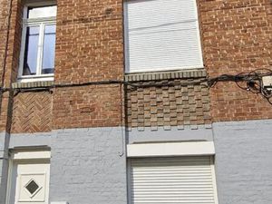 Coup de cœur assuré pour cette maison chaleureuse au cœur d’Hénin-Beaumont !Dans une petit