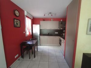 Location Appartement 3 pièces 71m² MILLAU 12100