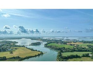 Vente Maison contemporaine Arradon 10 Pièces 240 m² <meta name="description" content="À pr