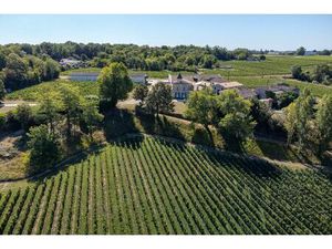 Vente Château Bordeaux 10 Pièces 2000 m² <meta name="description" content="Propriété vitic