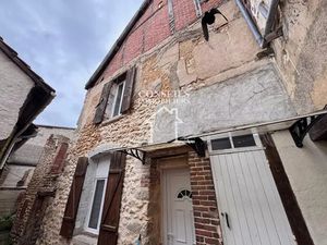 Vente maison 4 pièces 80 m² à Villeneuve-sur-Yonne (89500)  99 500 €
